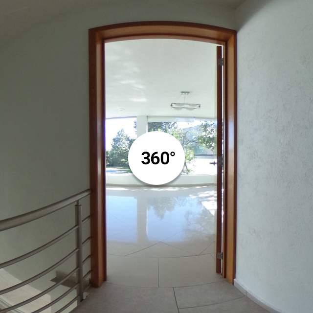 Acceso cocina y garage primer nivel