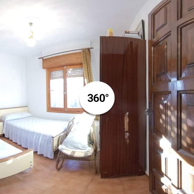 Puerta dormitorio 1