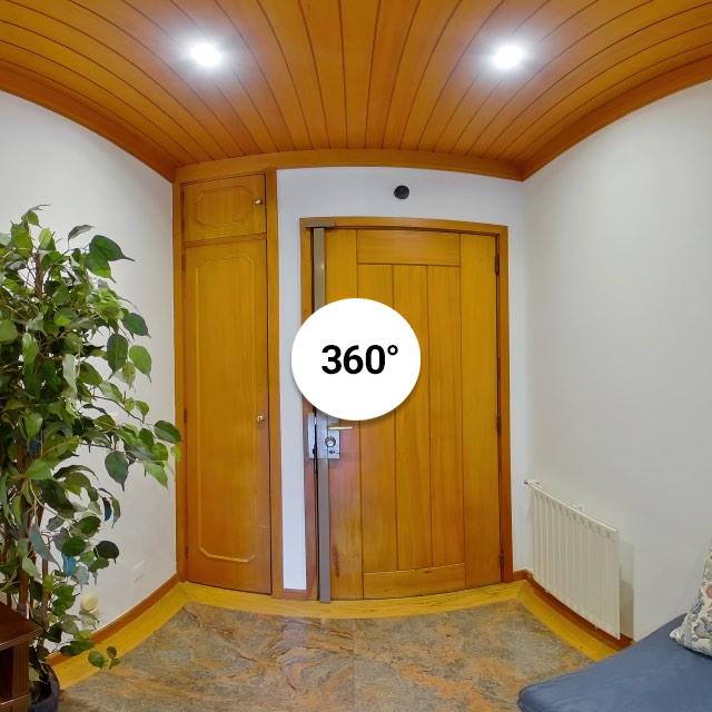 Vr 002