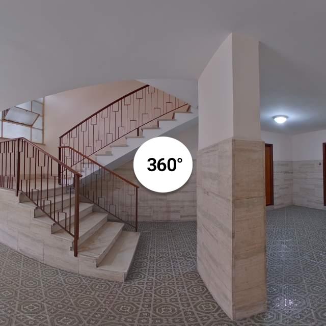 R0010216