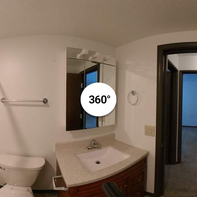 Frederick Apartments Bathroom