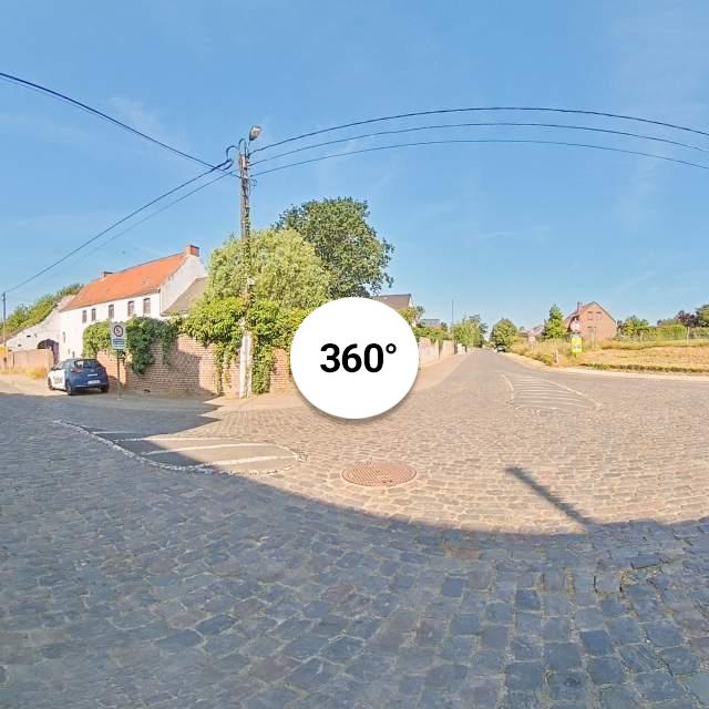 69598